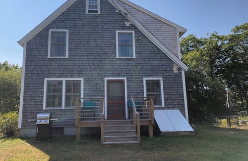 Bremen Cottage | Secluded Lakefront Cottage on 5 acres. Very private, family friendly.