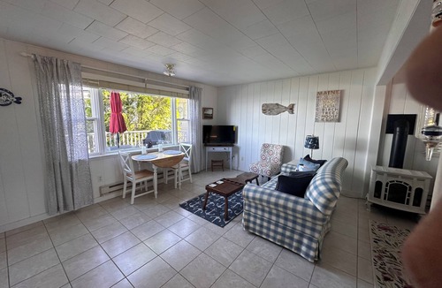 Mid-Coast and Islands Cottage | Serene cottage with a spectacular view on charming Bailey Island.