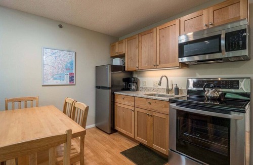 Sunday River Area Condo | Ski-In/Ski-Out Sunday River Condo: Sunrise A-102