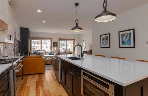 Carrabassett Valley Condo | Ski in ski out Condo at the Timbers, Sugarloaf