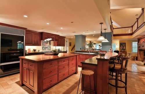 Cape Neddick House | Sleeps 18! .25 mile walk to Cape Neddick beach! Expansive home on Shore Rd, York