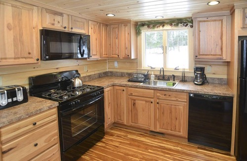 East Burke Cabin | Stay on Kingdom Trails in a three bedroom cabin!