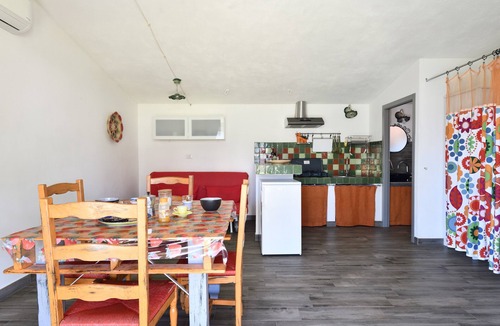 Dorgali Apartment | Studio Apartment "Naramanue 1" with Mountain View, Private Terrace & Wi-Fi