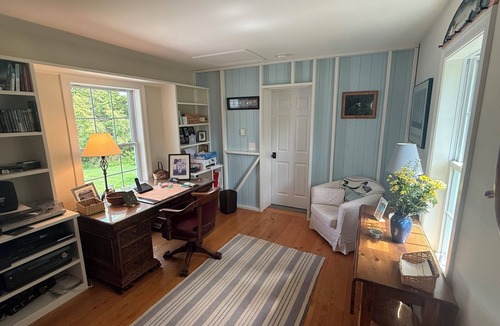 South Bristol House | Stunning 3-bedroom home in South Bristol with cozy vibes and breathtaking views