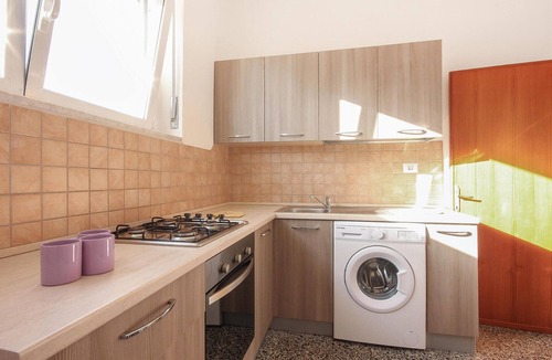Porto Torres Apartment | Stunning apartment in Porto Torres with house sea view