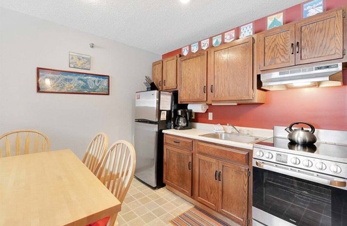 Sunday River Area Condo | Sunrise A-122: Ski-In/Ski-Out Sunday River Condo