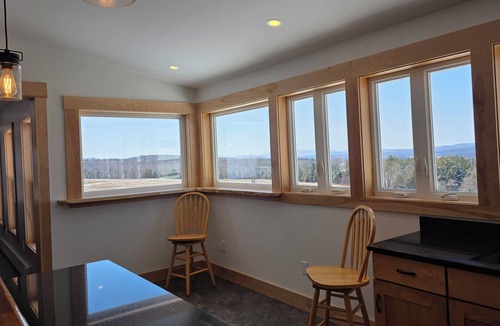 Glover House | Sunsets Await! Fully renovated farmhouse with green mountain views