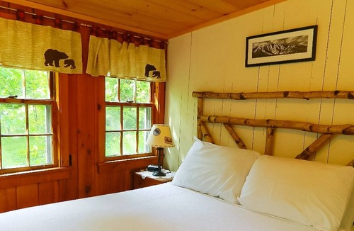 Rangeley House | Terraces on Rangeley Lake Cabin #3 - Adorable two bedroom, one bath cabin