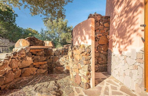 Sas Linnas Siccas Apartment | THE CASTLE 3: three-room apartment very close to the beach