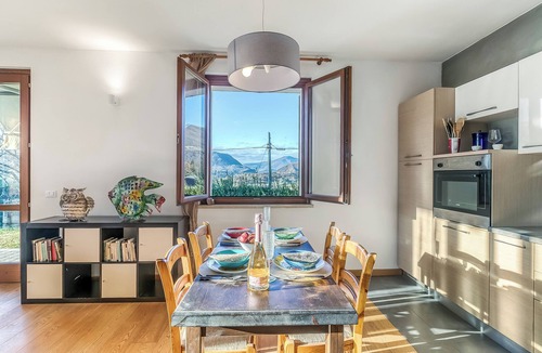 Roe Volciano House | The Cottage Garden-2 km from the lake, Roè Volciano, Italy