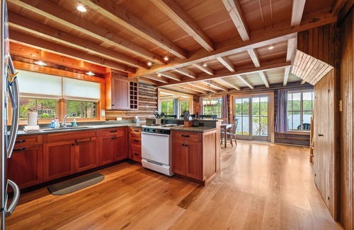 Oquossoc Cottage | The Lake Escape on Rangeley Lake