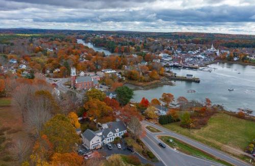 Newcastle Bed & Breakfast | The Manor Bed and Breakfast