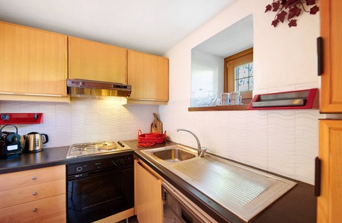 Villair Apartment | 'The Waterfall Chalet' Apartment with Mountain View, Private Garden and Balcony