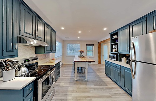 Kennebunkport House | Thisgood Cove with Sea Views, Roof Deck, Beach, And So Much More