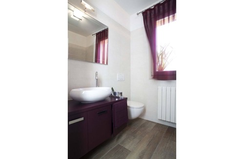 Spinone Al Lago Apartment | Three-room apartment facing the lake in a residence with seasonal swimming pool and solarium