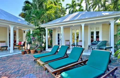 Old Town House | Tropical Tranquility - 4BR Luxury Villa In Old Town Key West w Pool