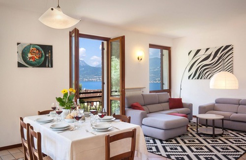 Pai Villa | Villa Carducci with lake view