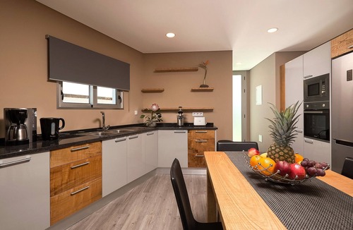 Arco da Calheta Villa | Villa da Silva: Modern 2-bedroom villa located on the idyllic island of Madeira