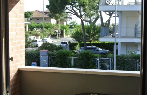 Marina di Grosseto Villa | Villa Gelsomino, 150 meters from the sea, separate entrance, parking space, garden