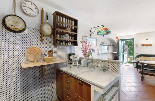 Bolzaneto Villa | Villa 'Ponzio' with Sea View, Private Garden and Wi-Fi