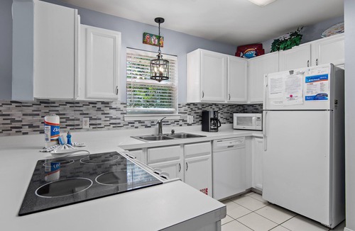 Clipper Cove House | ⛱️Walk to Beach | Steps from Neighborhood Pool | Best Nest☀️