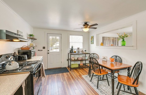 Machias House | Walk to Restaurants & Markets: Machias Home!