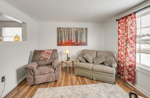 Machias House | Walk to Restaurants & Markets: Machias Home!