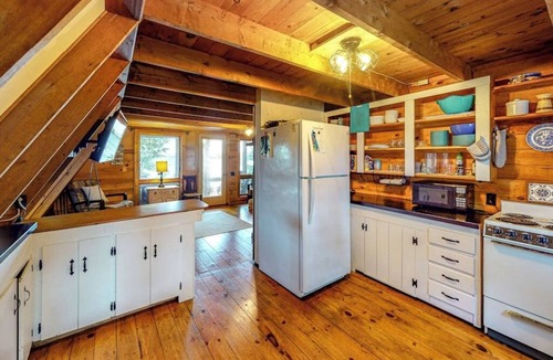 Franklin House | Waterfront A-frame on George's Pond with views, private dock, beach, kayaks, SUP