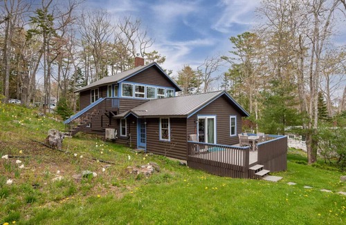 Bayville House | Waterfront Cabin with Inground Pool, Dock, Tennis
