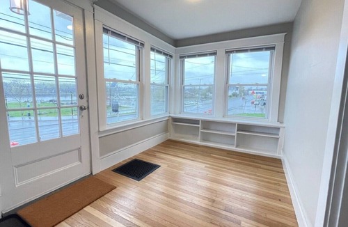 Costigan House | Waterfront Cape | 3BR/2 Bath| Fire Pit