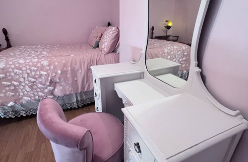 Dresden House | Wild Grace Spa. A healing oasis with indoor heated pool, a hot tub and massage.