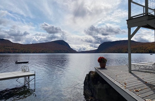 Barton House | " Willogap" Lakefront house great mountain views close to two major ski area's