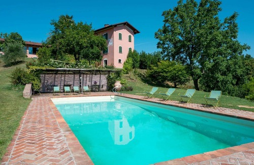Soglio Villa | Wonderful private villa for 14 guests with A/C, WIFI, private pool, TV, patio and panoramic view