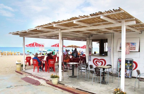 Platamona House | Wonderful private villa for 10 people with A/C, TV, terrace and pets allowed