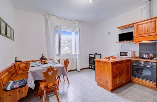 Armeno Apartment | Zio Enry Terrace Apartment in Orta Lake, Armeno, Italy