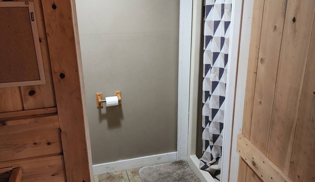 1 Bedroom house with direct trail access