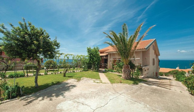 2 bedroom awesome apartment in Porto Alabe