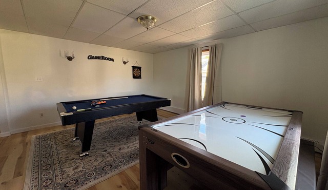 4BR, Direct Trail Access, River, Game Room & Fenced Yard, near Katahdin+Acadia