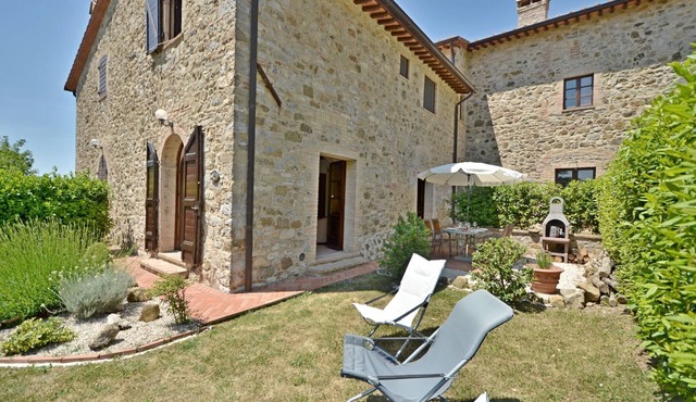 Albicocco, Poderone, Roccalbegna, Grosseto and Maremma