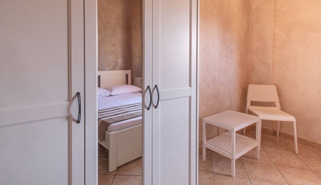 Alfa Accommodation - centrally located and close to all tourist transportation services