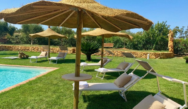 Alghero Villa for 10 people, with 3 bed, 3 bath, veranda and swimming pool