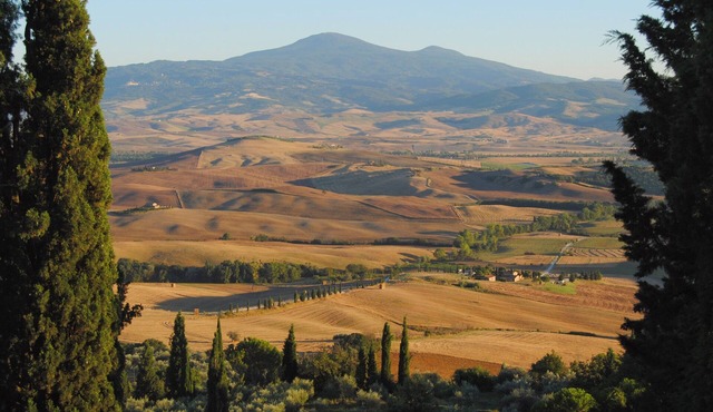 Ancient Tuscan farmhouse 20 minutes from Siena