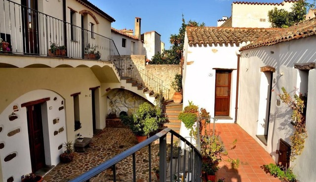 Antico Borgo Hotel