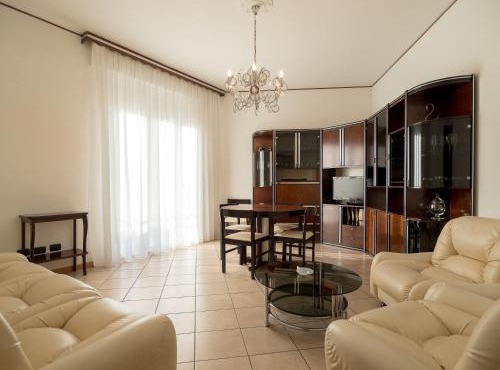 Antonio Rooms 2 in Parma
