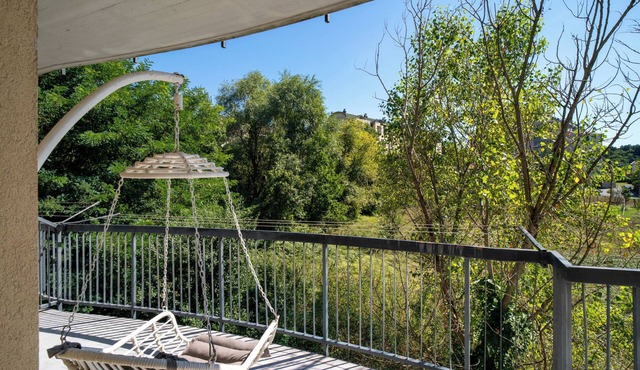 Apartment 'Casa Nanà' with Mountain View, Private Terrace and Shared Garden