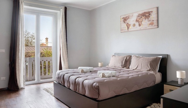Apartment 'Casa Vacanze Nada' with Private Terrace, Wi-Fi and Air Conditioning