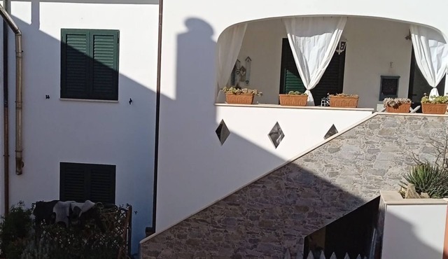 apartment/flat - 2 rooms - 2/4 persons