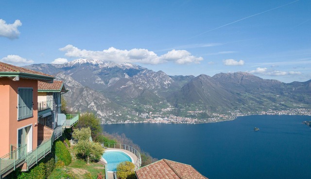Artemisia - One Bedroom Apartment, Sleeps 4
