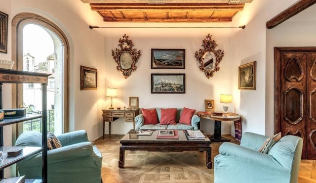 Authentic Roman Escape with Private Terrace & City views