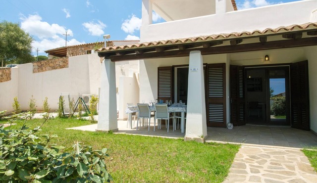 Beach front home in Budoni